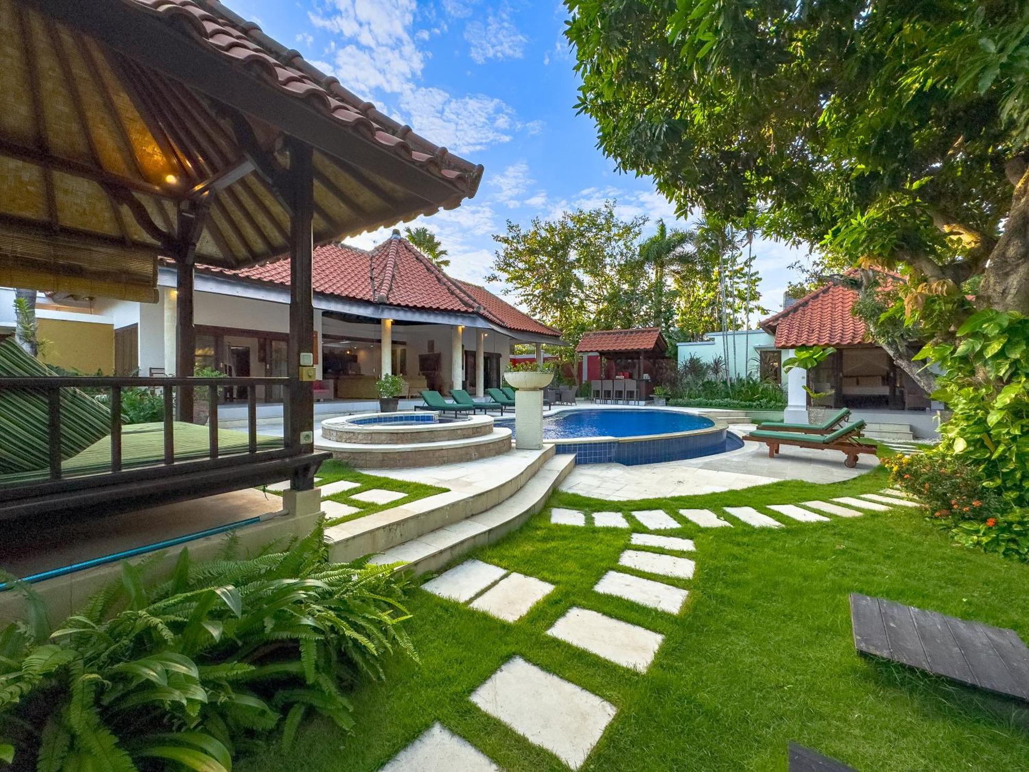Villa Bugis Abimanyu Seminyak Habitación foto