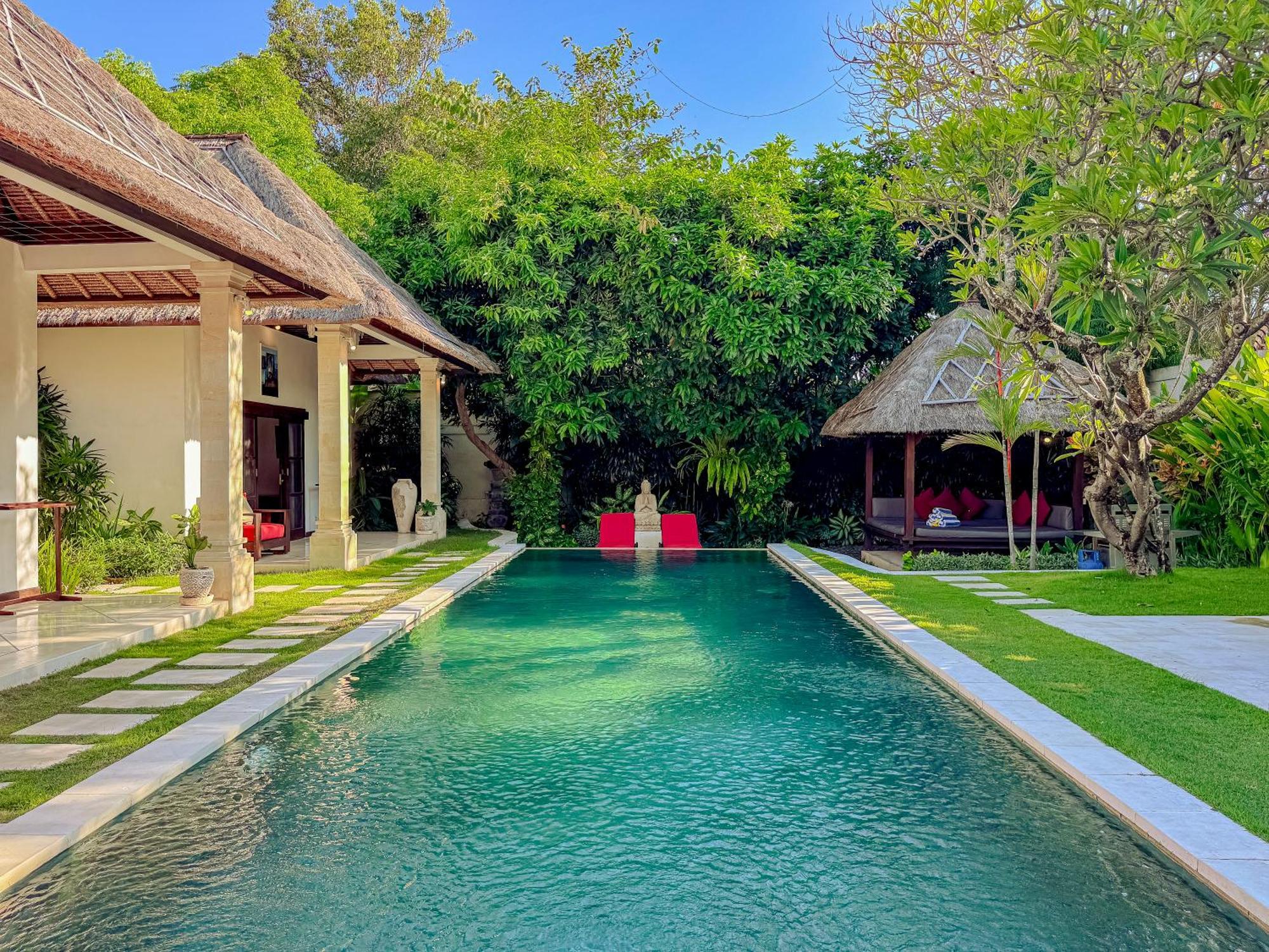 Villa Bugis Abimanyu Seminyak Habitación foto