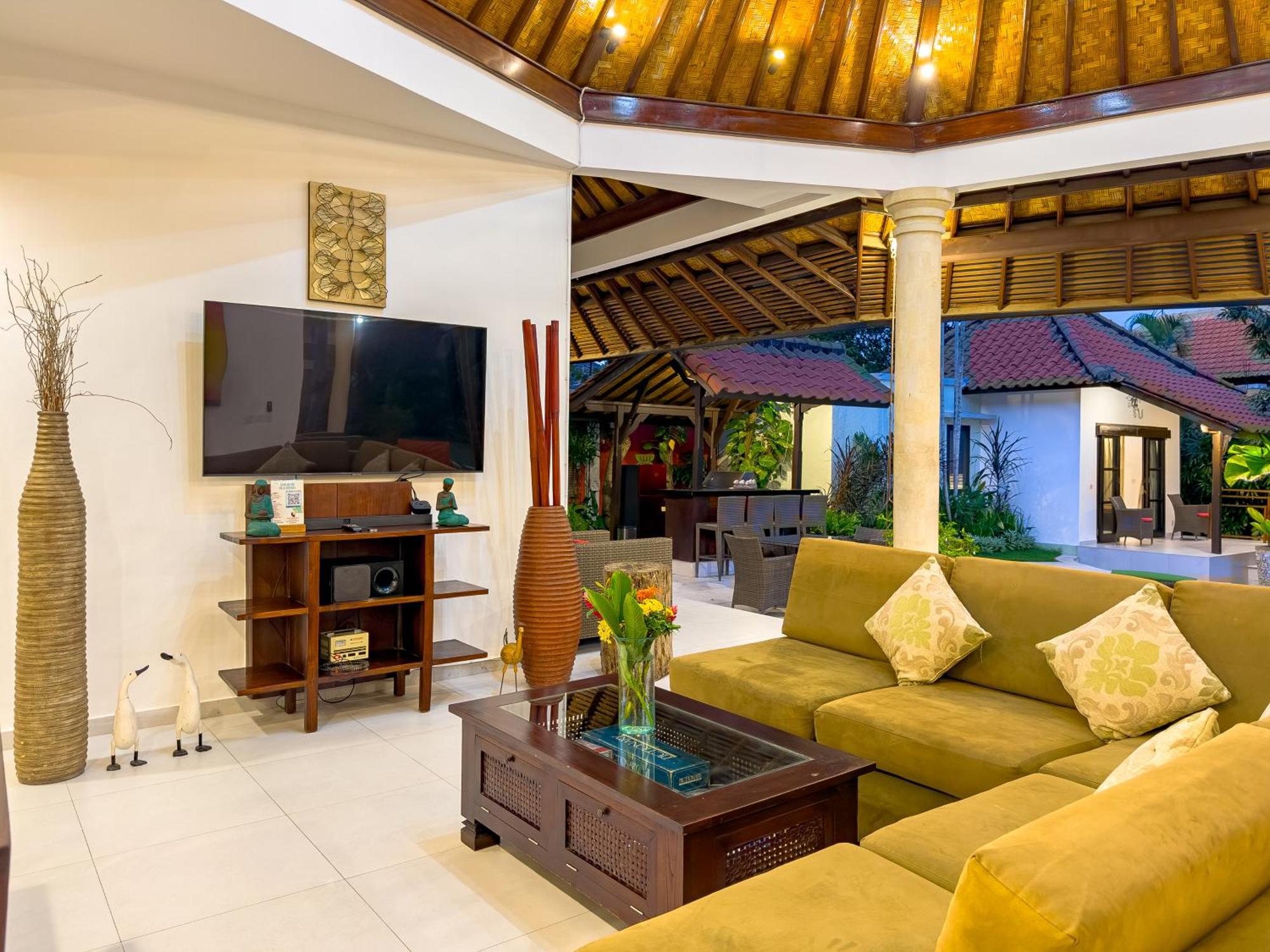 Villa Bugis Abimanyu Seminyak Habitación foto