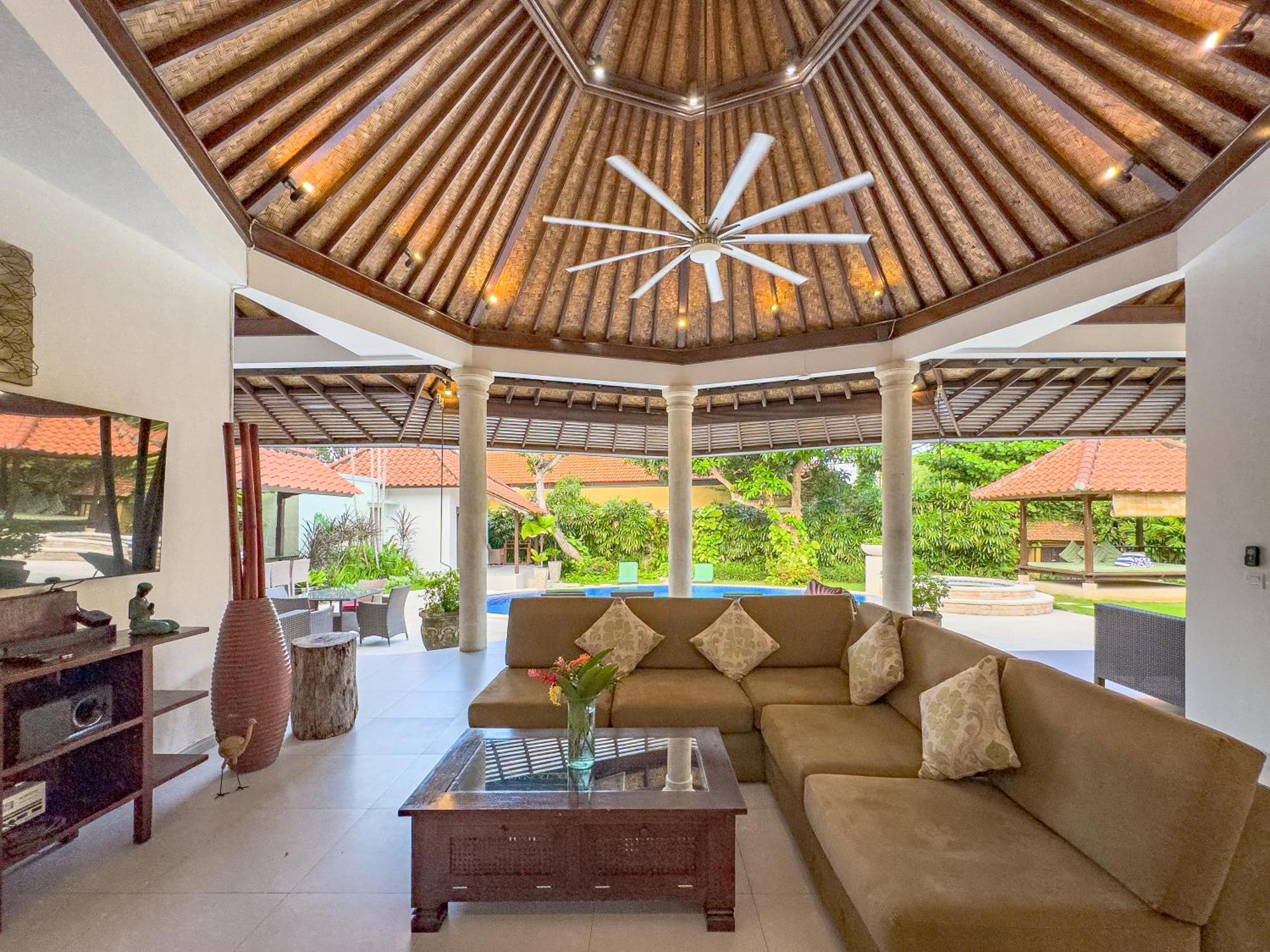 Villa Bugis Abimanyu Seminyak Habitación foto