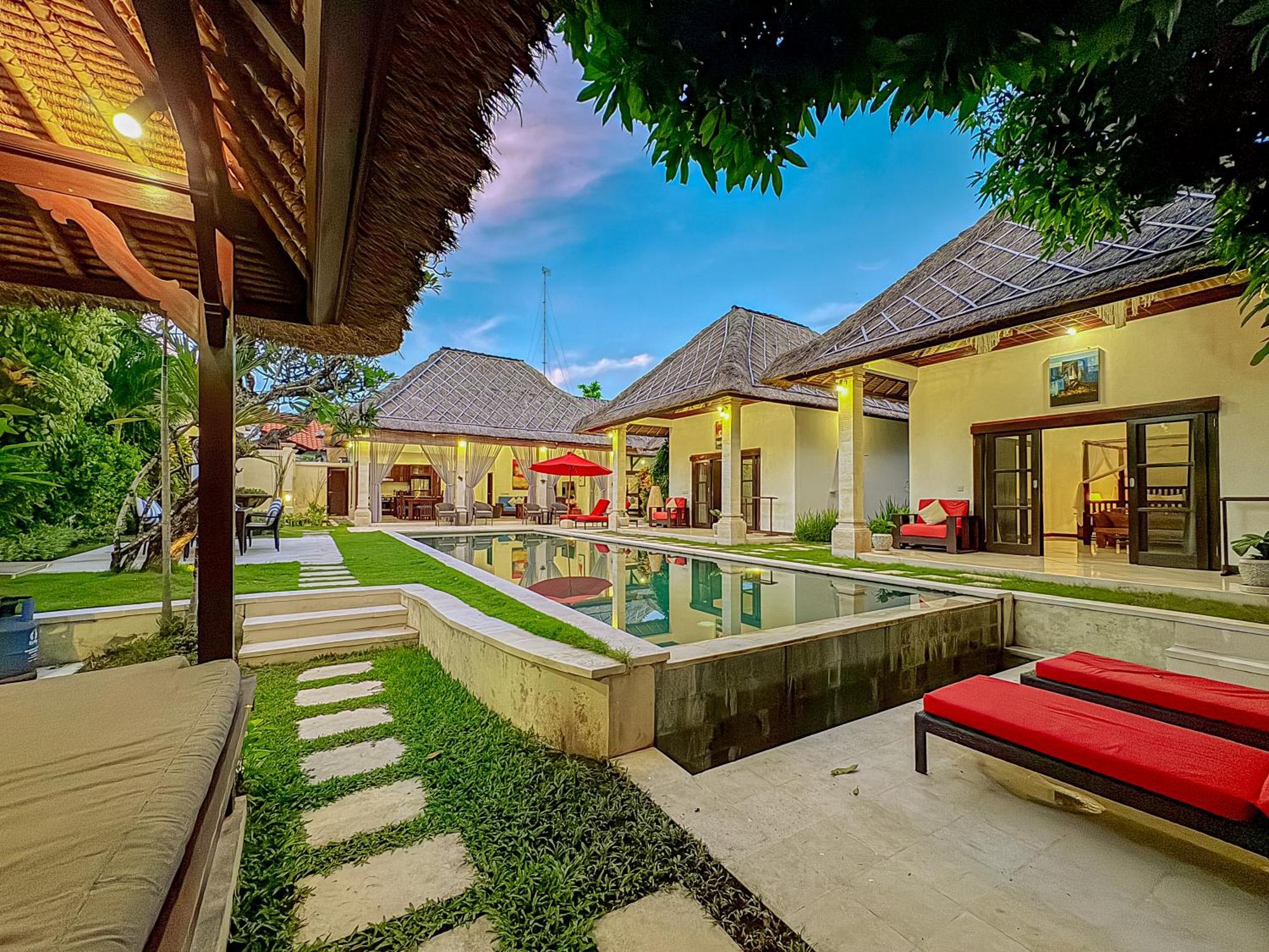 Villa Bugis Abimanyu Seminyak Habitación foto